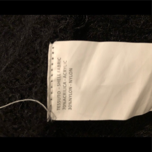 Sweater - Picture 6 of 6